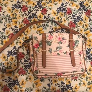 Floral crossbody